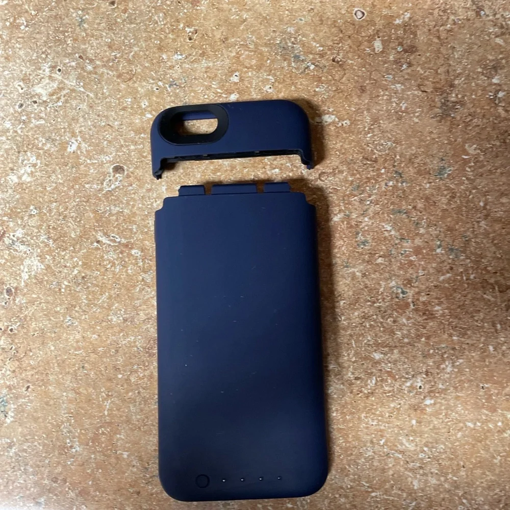 Mophie juice pack- protective battery case